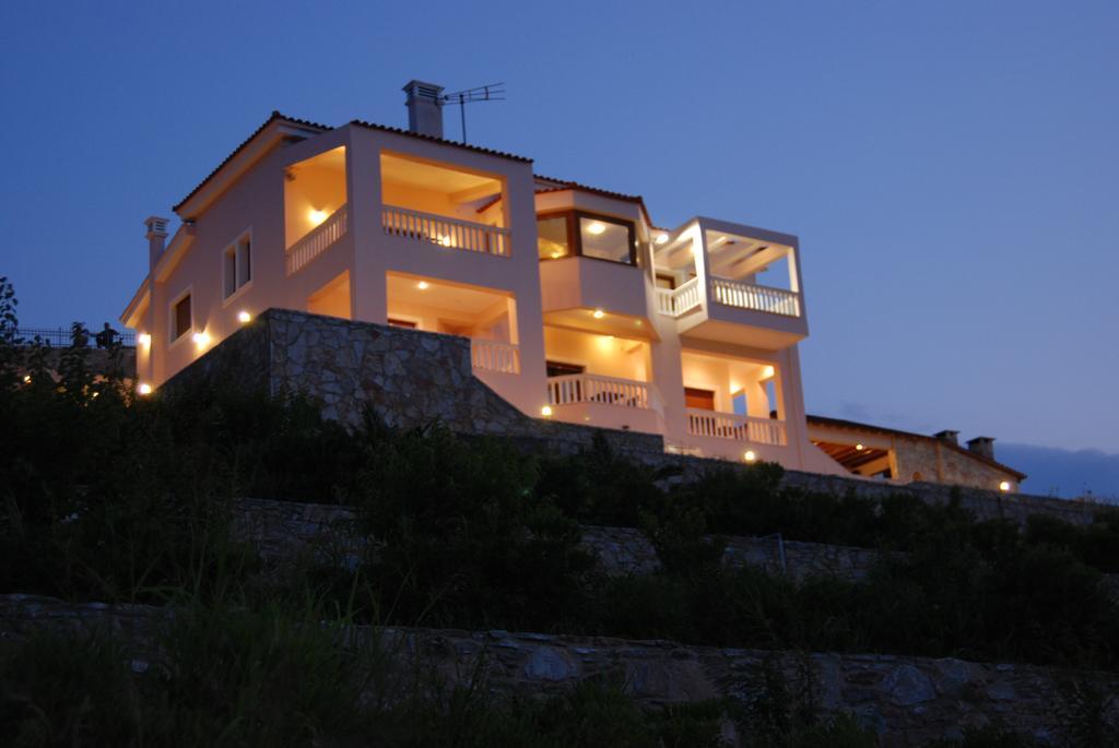 Villa Pasifai Mourteri Eksteriør bilde